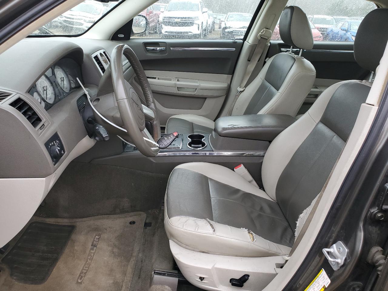 2008 Chrysler 300 VIN 2C3LA53GX8H160298 Copart auction photo, side damage thumbnail 7