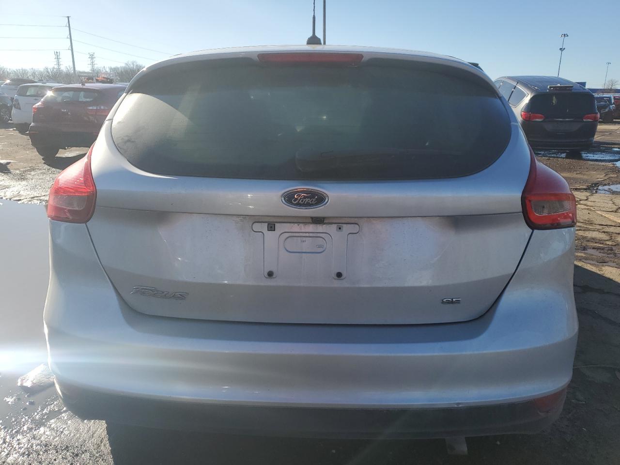 2018 Ford Focus VIN 1FADP3K21JL206494 Copart auction photo, burn - interior / side damage thumbnail 6