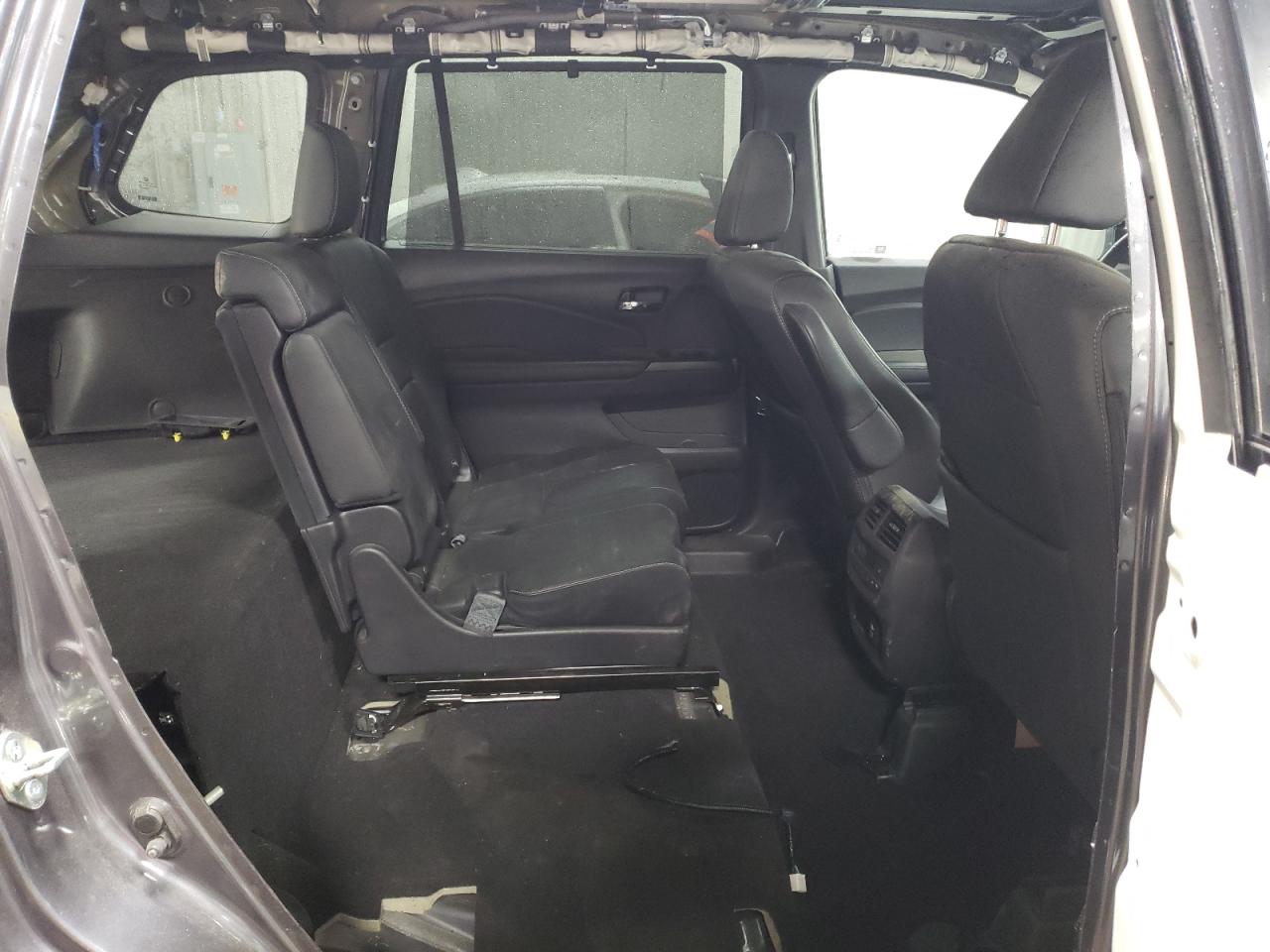 2020 Honda Passport VIN 5FNYF8H09LB000685 Copart auction photo, front end / rear end damage thumbnail 10