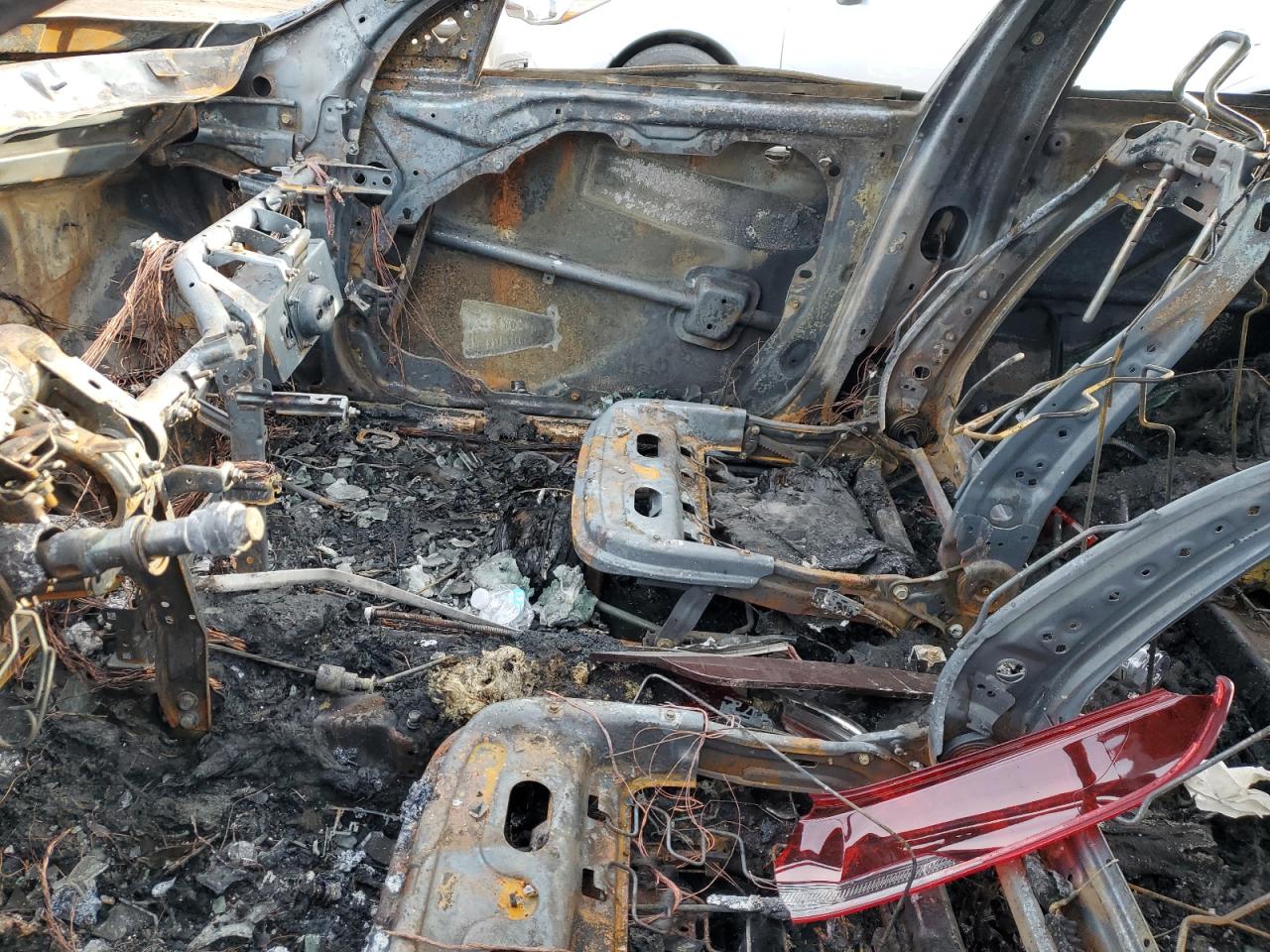 2017 KIA Optima VIN 5XXGT4L37HG151141 Copart auction photo, burn damage thumbnail 7