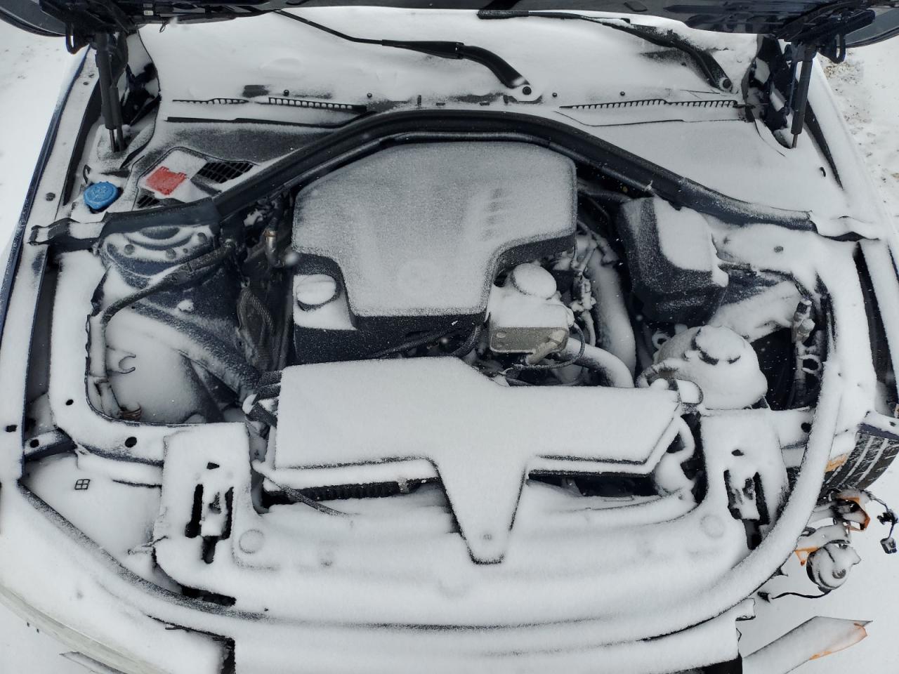 2018 BMW 3er VIN WBA8A3C52JA505698 Copart auction photo, front end / undercarriage damage thumbnail 11