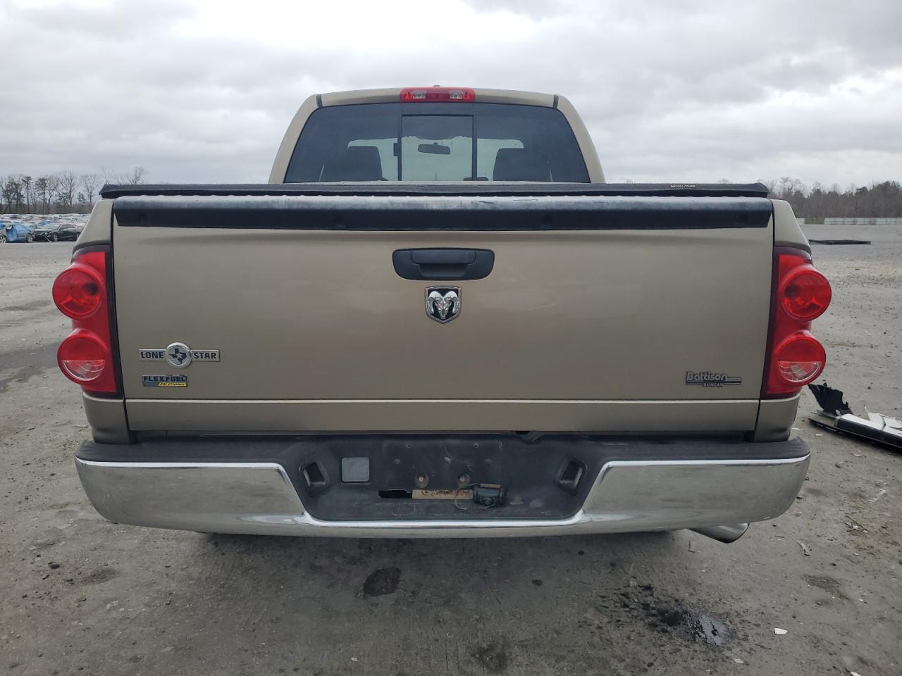 2008 Dodge RAM VIN 1D7HA18NX8J126707 Copart auction photo, front end / minor dent/scratches damage thumbnail 6