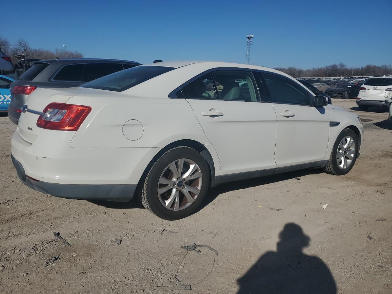 2011 Ford Taurus VIN 1FAHP2EW4BG189436 Copart auction photo, rear end / minor dent/scratches damage thumbnail 3