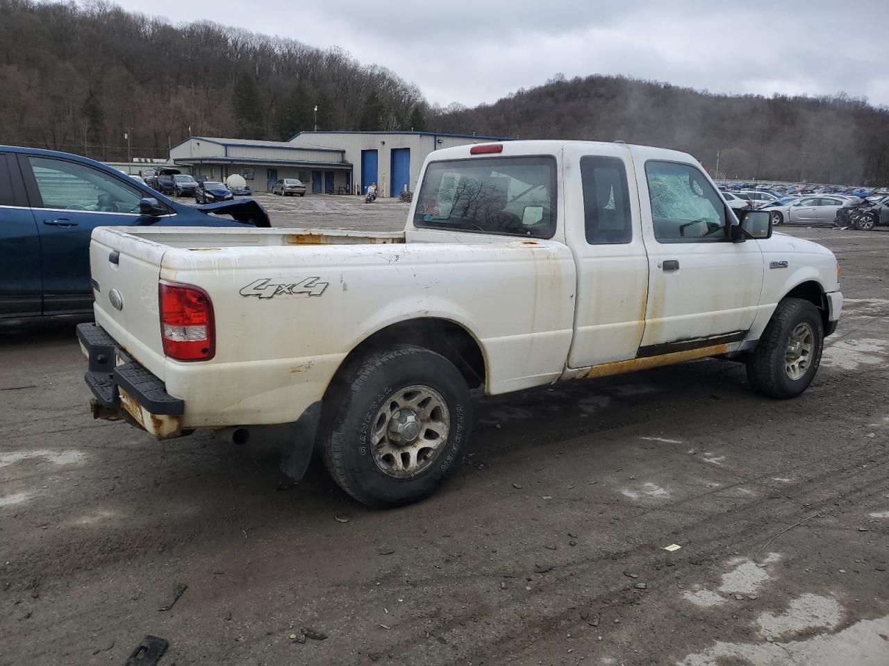 2011 Ford Ranger VIN 1FTLR4FE8BPA97083 Copart auction photo, top/roof damage thumbnail 3