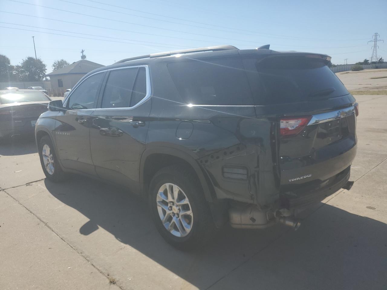 2020 Chevrolet Traverse VIN 1GNERGKW0LJ246719 Copart auction photo, hail / rear end damage thumbnail 2