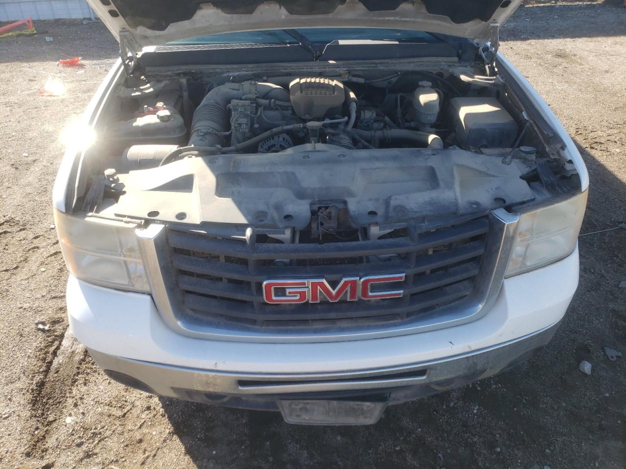 2008 GMC Sierra VIN 1GTHK29668E173729 Copart auction photo, hail / front end damage thumbnail 11