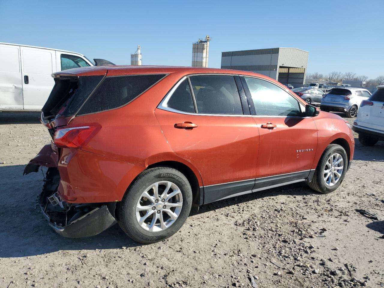 2020 Chevrolet Equinox VIN 2GNAXKEV6L6263340 Copart auction photo, rear end damage thumbnail 3