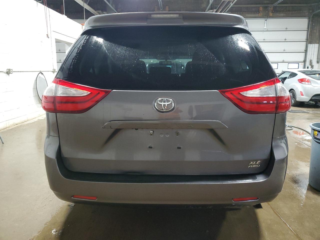 2015 Toyota Sienna VIN 5TDDK3DCXFS102963 Copart auction photo, front end damage thumbnail 6