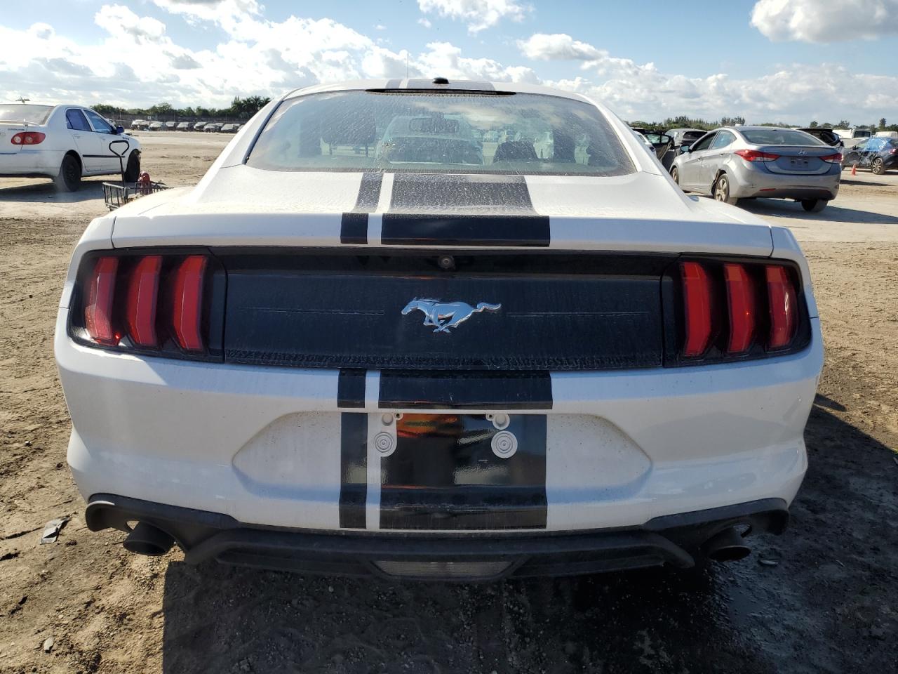 2019 Ford Mustang VIN 1FA6P8TH4K5173926 Copart auction photo, front end damage thumbnail 6