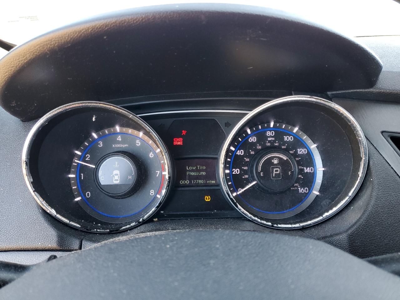 2014 Hyundai Sonata VIN 5NPEB4AC8EH820689 Copart auction photo, front end / side damage thumbnail 9