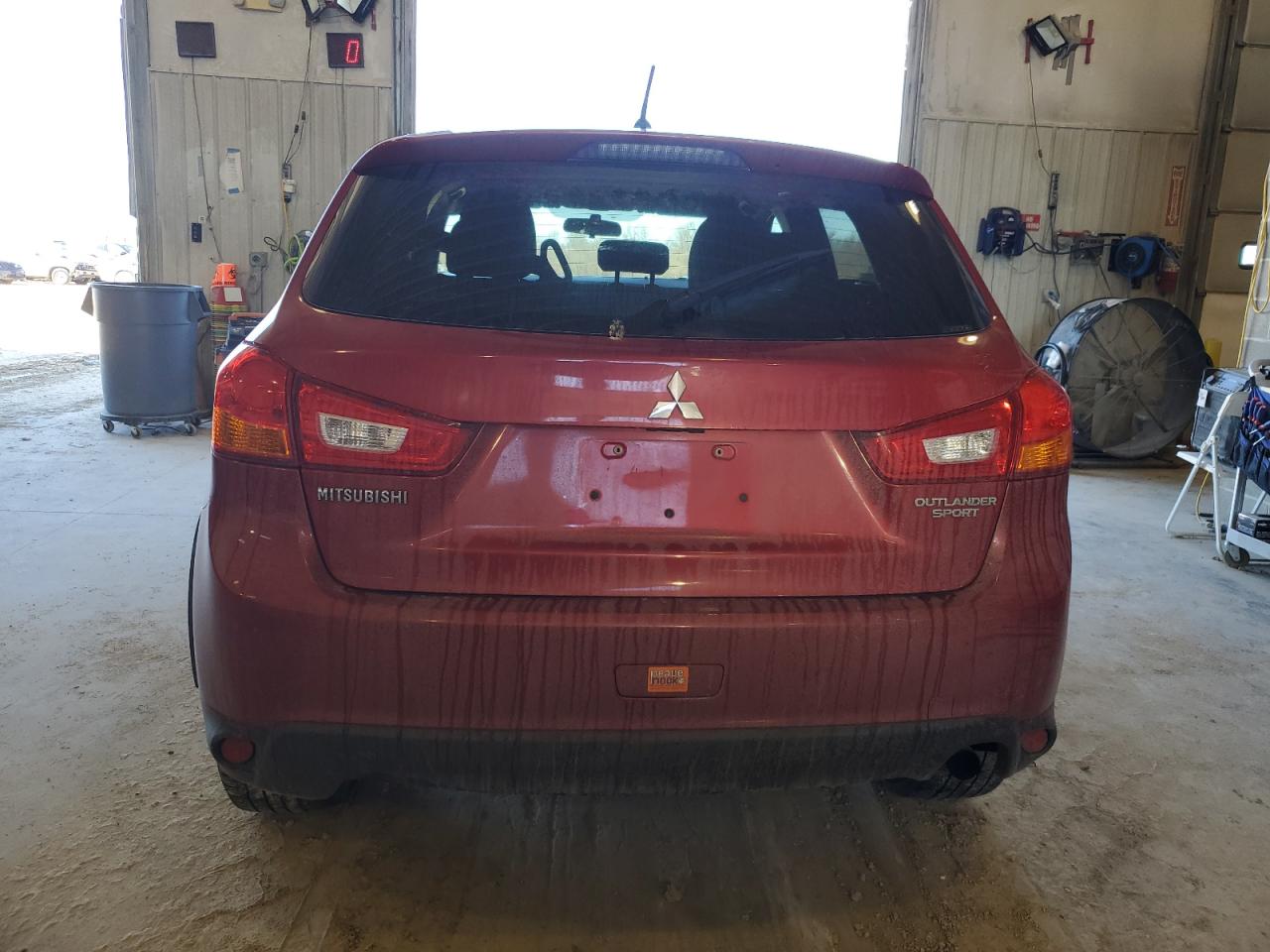 2014 Mitsubishi Outlander VIN 4A4AR3AU5EE026593 Copart auction photo, front end / minor dent/scratches damage thumbnail 6