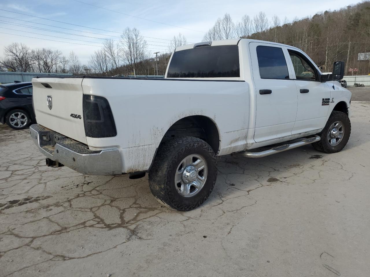 2015 RAM 2500 VIN 3C6UR5CL9FG673987 Copart auction photo, water/flood damage thumbnail 3