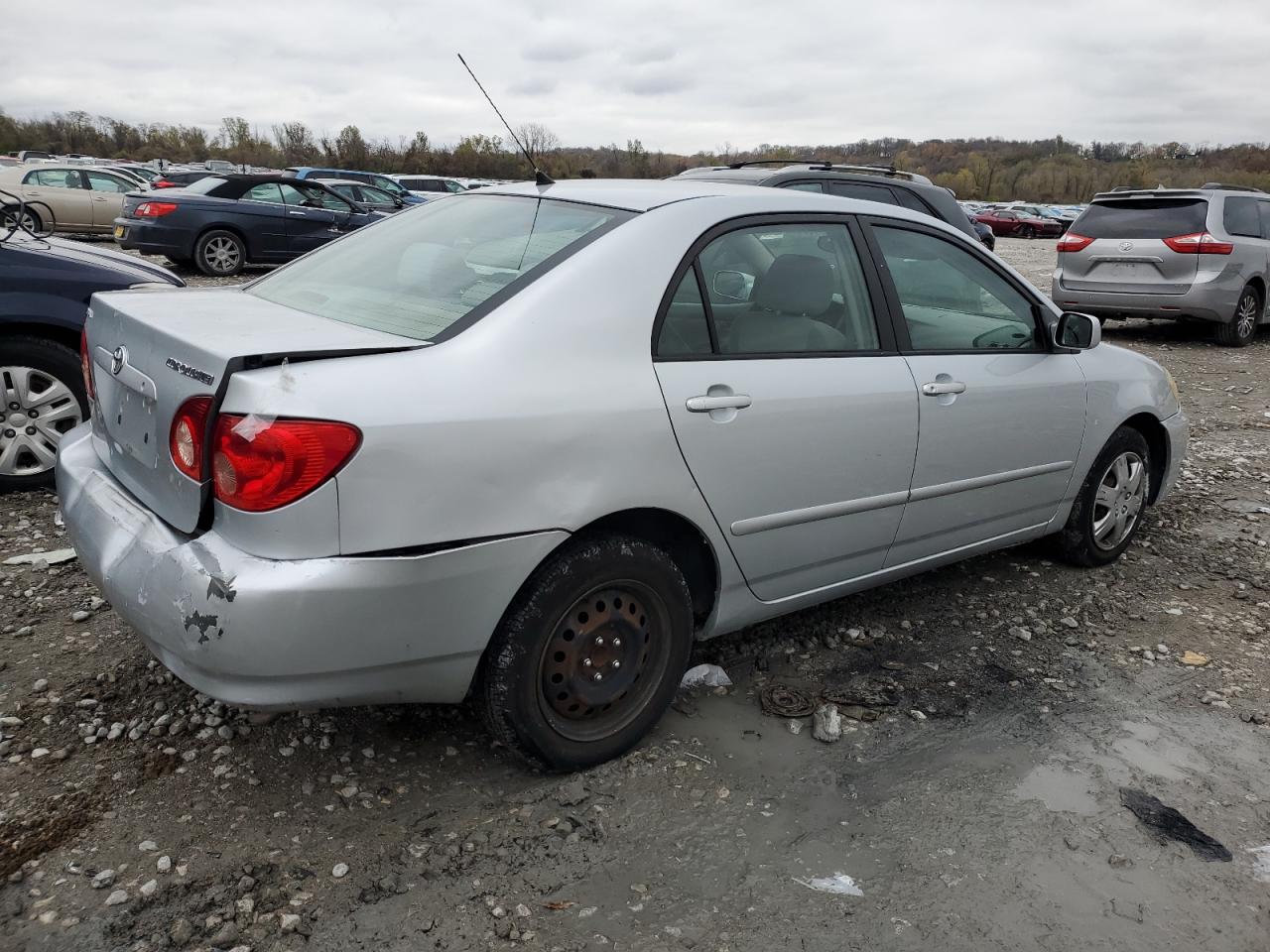 2007 Toyota Corolla VIN 1NXBR32E17Z786916 Copart auction photo, rear end damage thumbnail 3