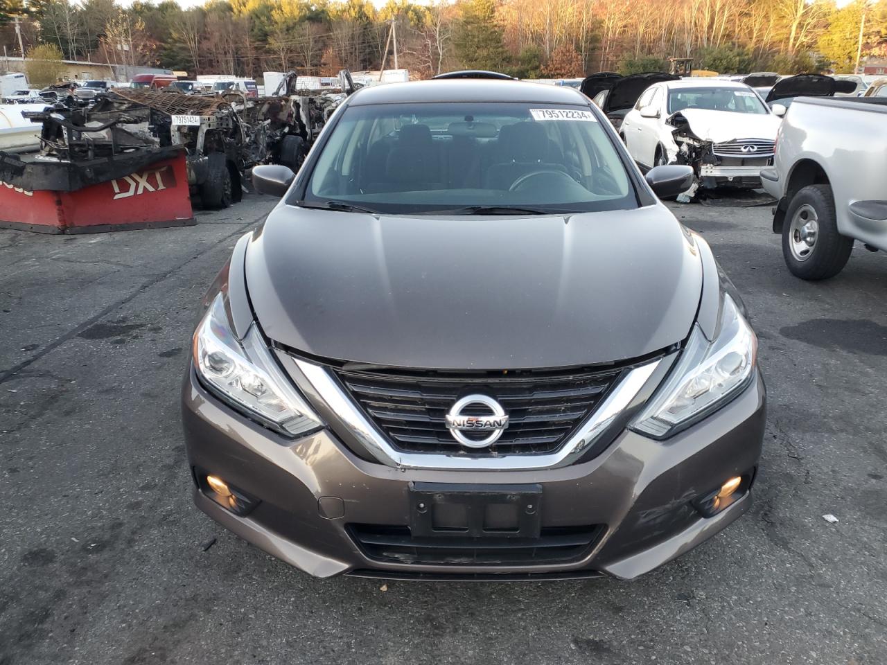 2017 Nissan Altima VIN 1N4AL3AP1HC114677 Copart auction photo, side / rear end damage thumbnail 5
