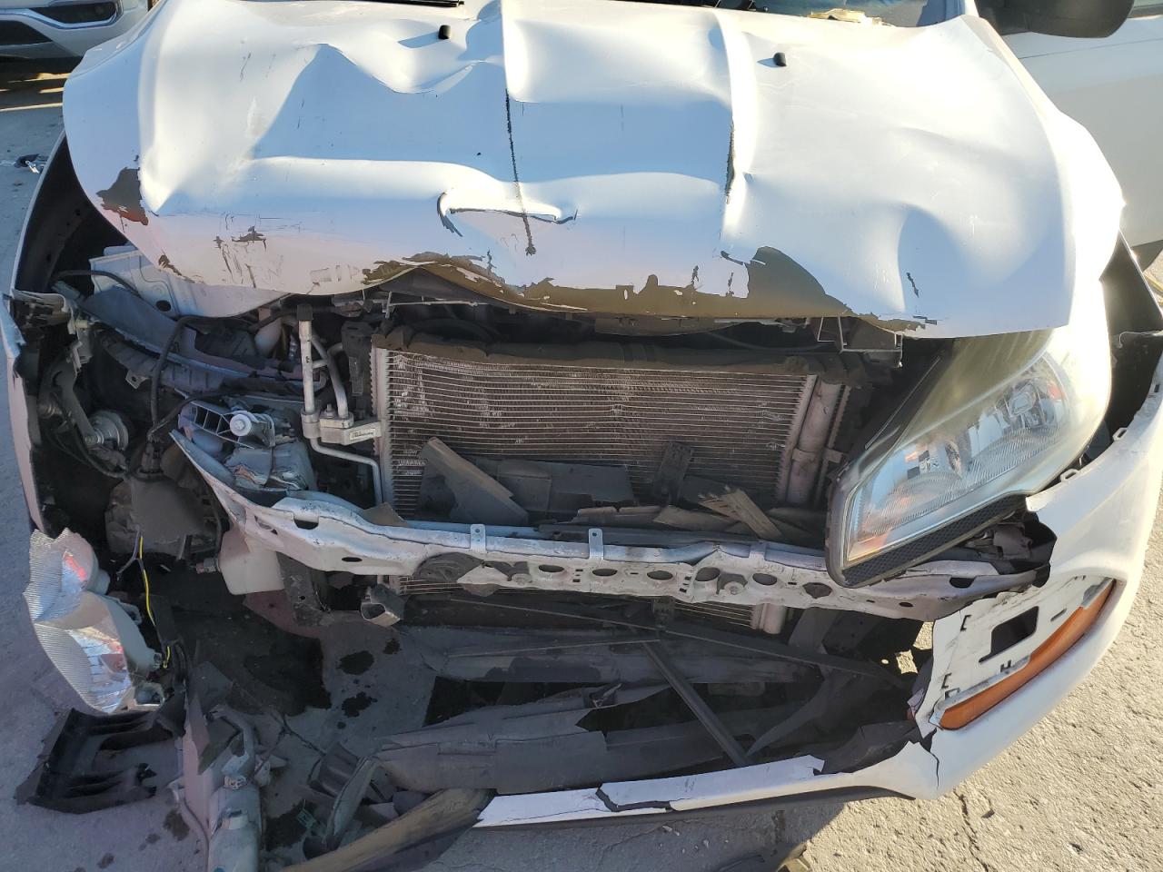 2016 Ford Escape VIN 1FMCU0F72GUB14926 Copart auction photo, front end damage thumbnail 13