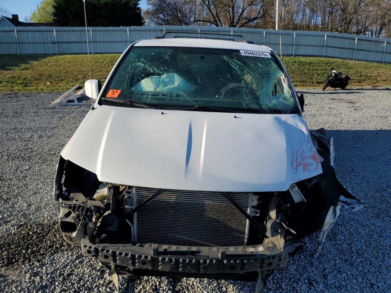 2015 Dodge Caravan VIN 2C4RDGCG6FR548953 Copart auction photo, front end / side damage thumbnail 5
