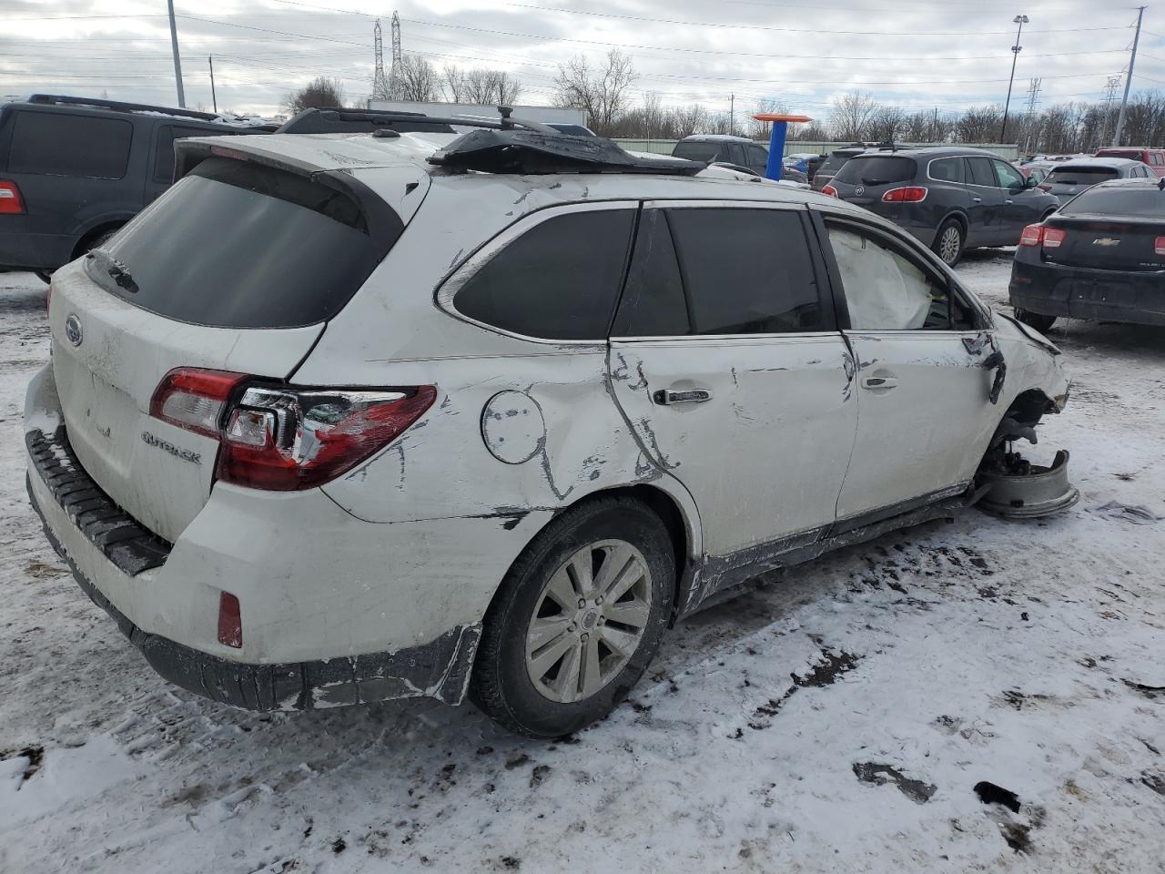 2015 Subaru Outback VIN 4S4BSBFC9F3337771 Copart auction photo, rollover damage thumbnail 3