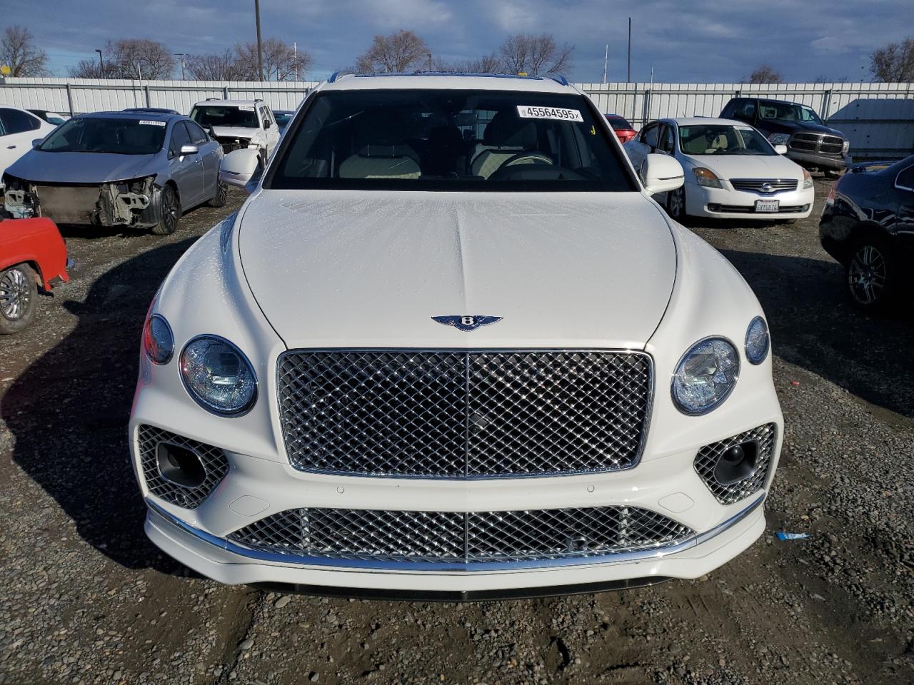 2022 Bentley Bentayga VIN SJAAM2ZVXNC012070 Copart auction photo, normal wear damage thumbnail 5