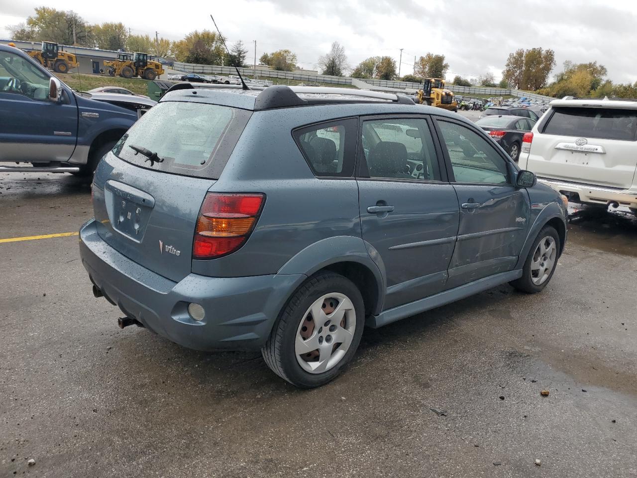 2008 Pontiac Vibe VIN 5Y2SL65808Z419832 Copart auction photo, side damage thumbnail 3