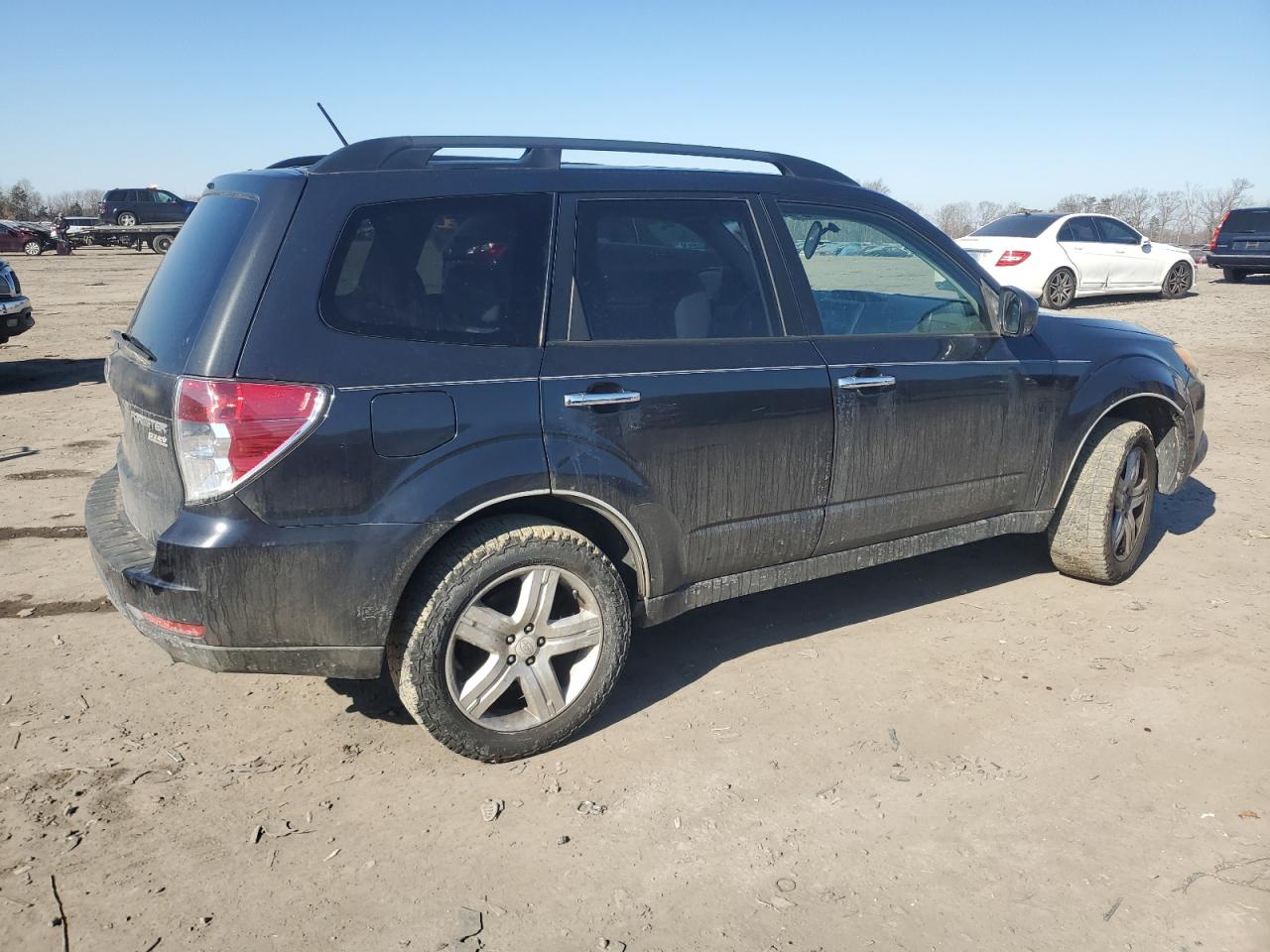 2010 Subaru Forester VIN JF2SH6CC7AH773367 Copart auction photo, front end / side damage thumbnail 3