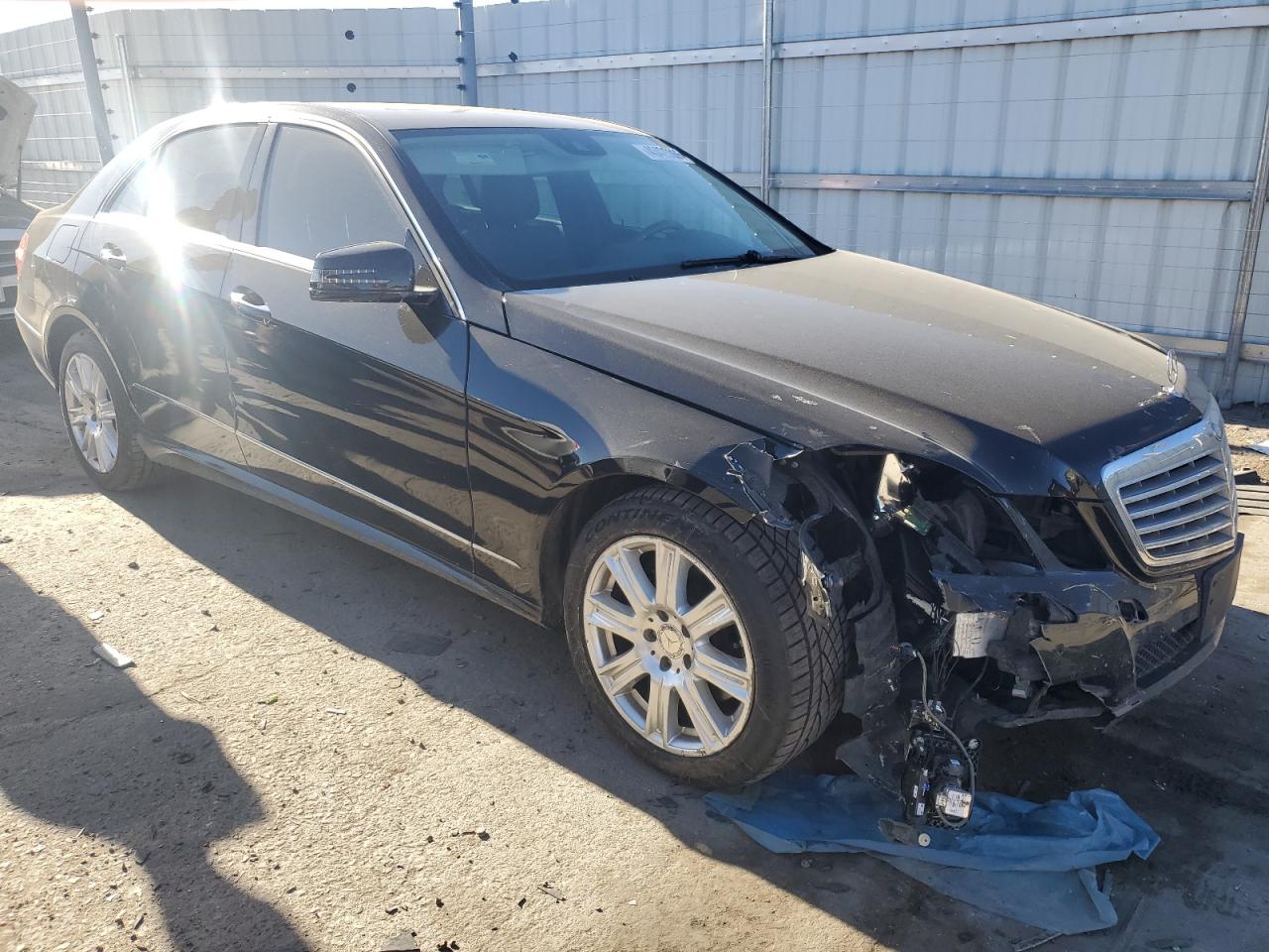 2013 Mercedes-Benz E-klasse VIN WDDHF8JB1DA711762 Copart auction photo, front end damage thumbnail 4