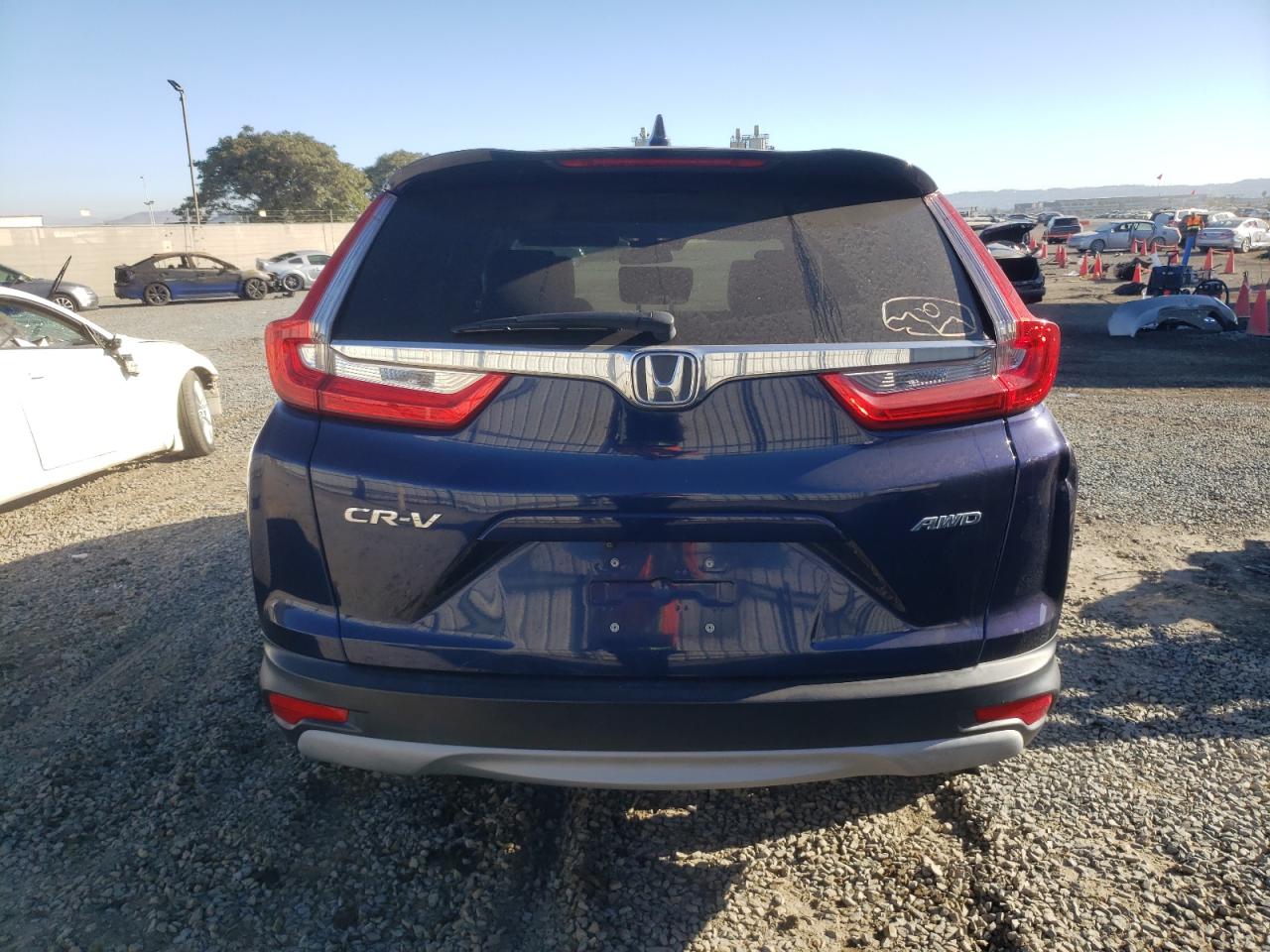 2018 Honda CR-V VIN 7FARW2H52JE044820 Copart auction photo, front end / side damage thumbnail 6