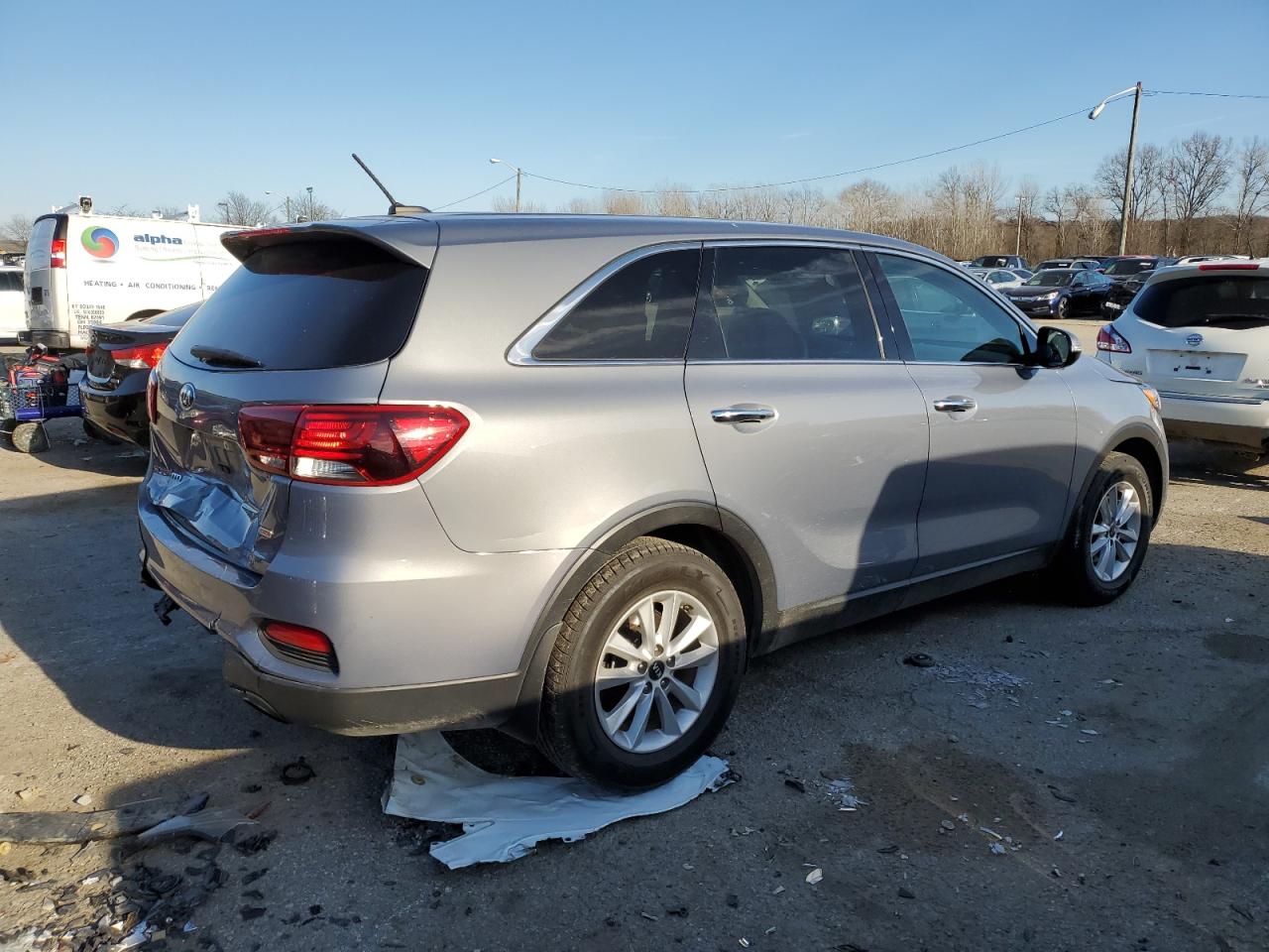 2020 KIA Sorento VIN 5XYPG4A32LG671064 Copart auction photo, rear end damage thumbnail 3