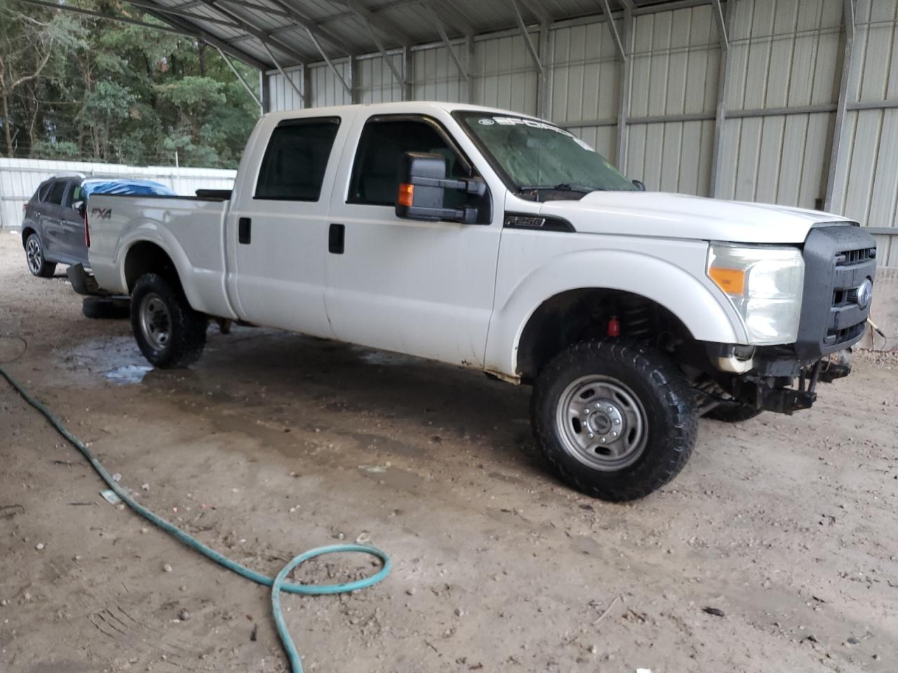 2016 Ford F250 VIN 1FT7W2B60GEB55915 Copart auction photo, rear end / front end damage thumbnail 4