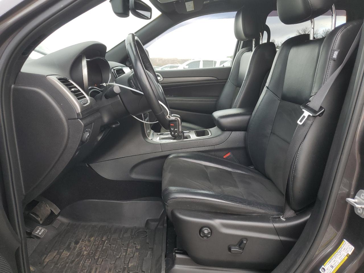 2020 Jeep Grand Cherokee VIN 1C4RJFAG3LC104570 Copart auction photo, front end / rear end damage thumbnail 7