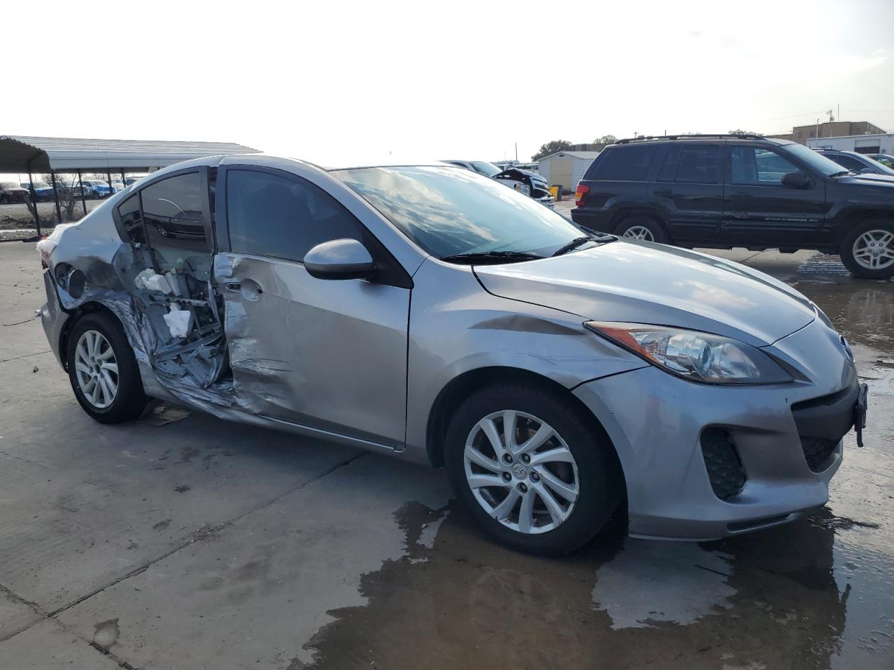 2012 Mazda 3 VIN JM1BL1V78C1613154 Copart auction photo, side / front end damage thumbnail 4