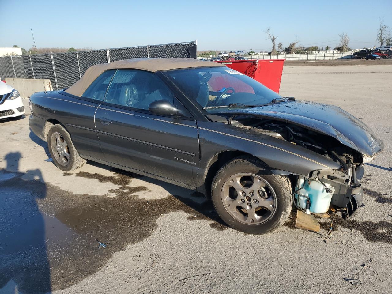 2000 Chrysler Sebring VIN 3C3EL55H7YT243932 Copart auction photo, front end / side damage thumbnail 4