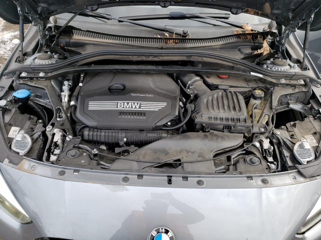 2022 BMW 2er VIN WBA73AK06N7K88319 Copart auction photo, front end / minor dent/scratches damage thumbnail 11
