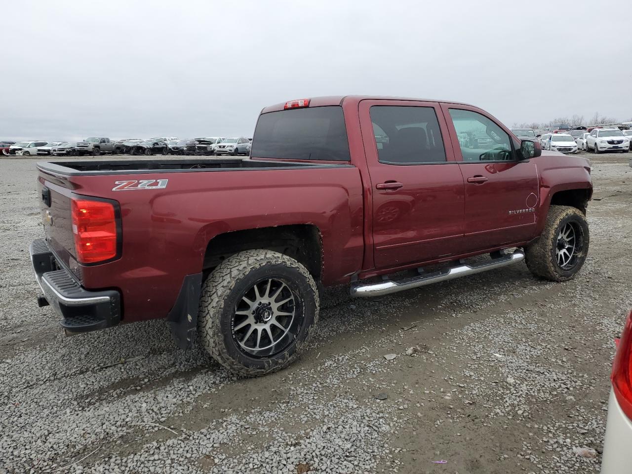 2017 Chevrolet Silverado VIN 3GCUKREC3HG222042 Copart auction photo, front end / minor dent/scratches damage thumbnail 3