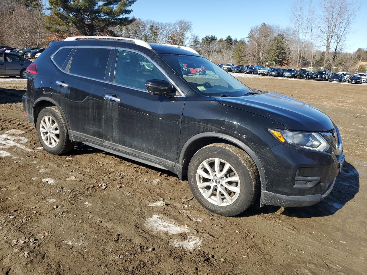 2017 Nissan Rogue VIN 5N1AT2MV2HC858881 Copart auction photo, minor dent/scratches damage thumbnail 4