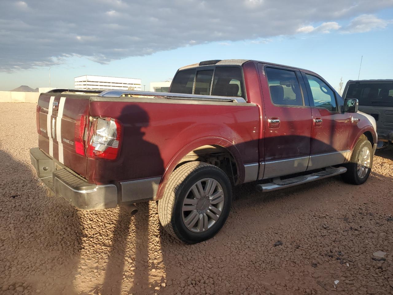 2006 Lincoln Mark LT VIN 5LTPW18536FJ22731 Copart auction photo, rear end damage thumbnail 3