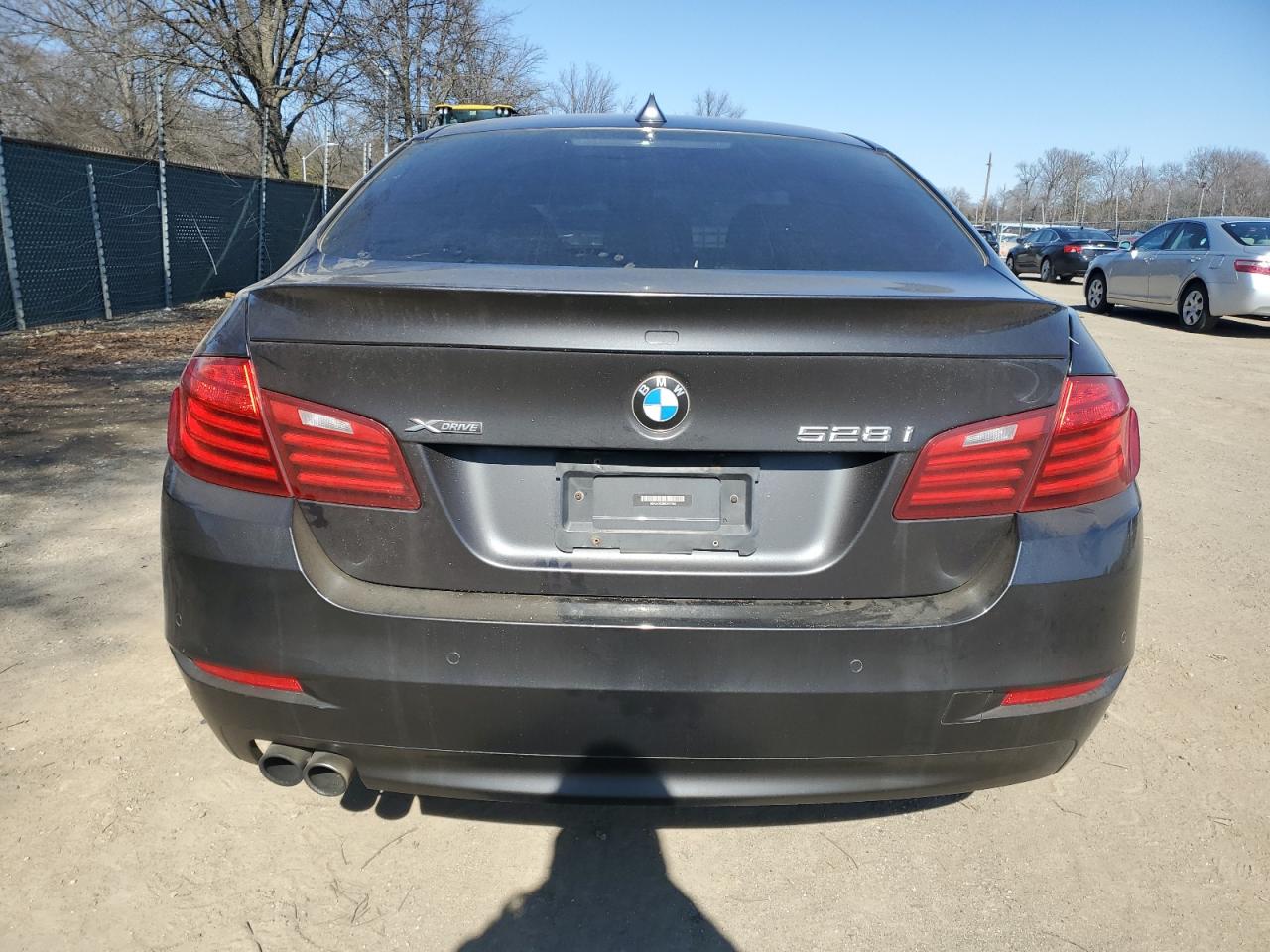 2014 BMW 5er VIN WBA5A7C58ED617498 Copart auction photo, minor dent/scratches damage thumbnail 6