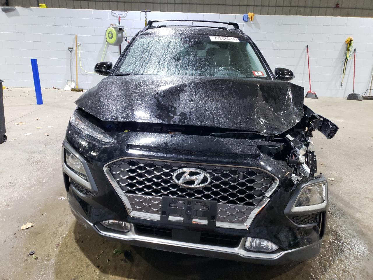2018 Hyundai Kona VIN KM8K5CA57JU169363 Copart auction photo, front end / minor dent/scratches damage thumbnail 5