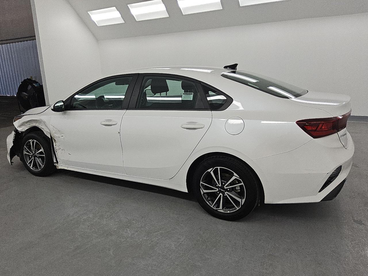 2023 KIA Forte VIN 3KPF24AD8PE530571 Copart auction photo, front end damage thumbnail 2