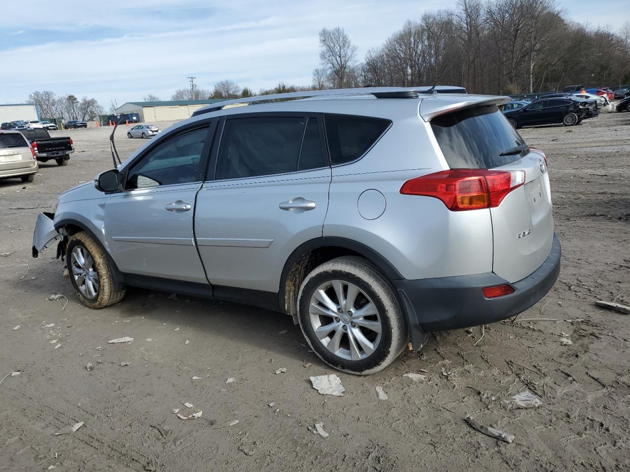 2015 Toyota RAV 4 VIN JTMDFREV4FD173224 Copart auction photo, front end damage thumbnail 2