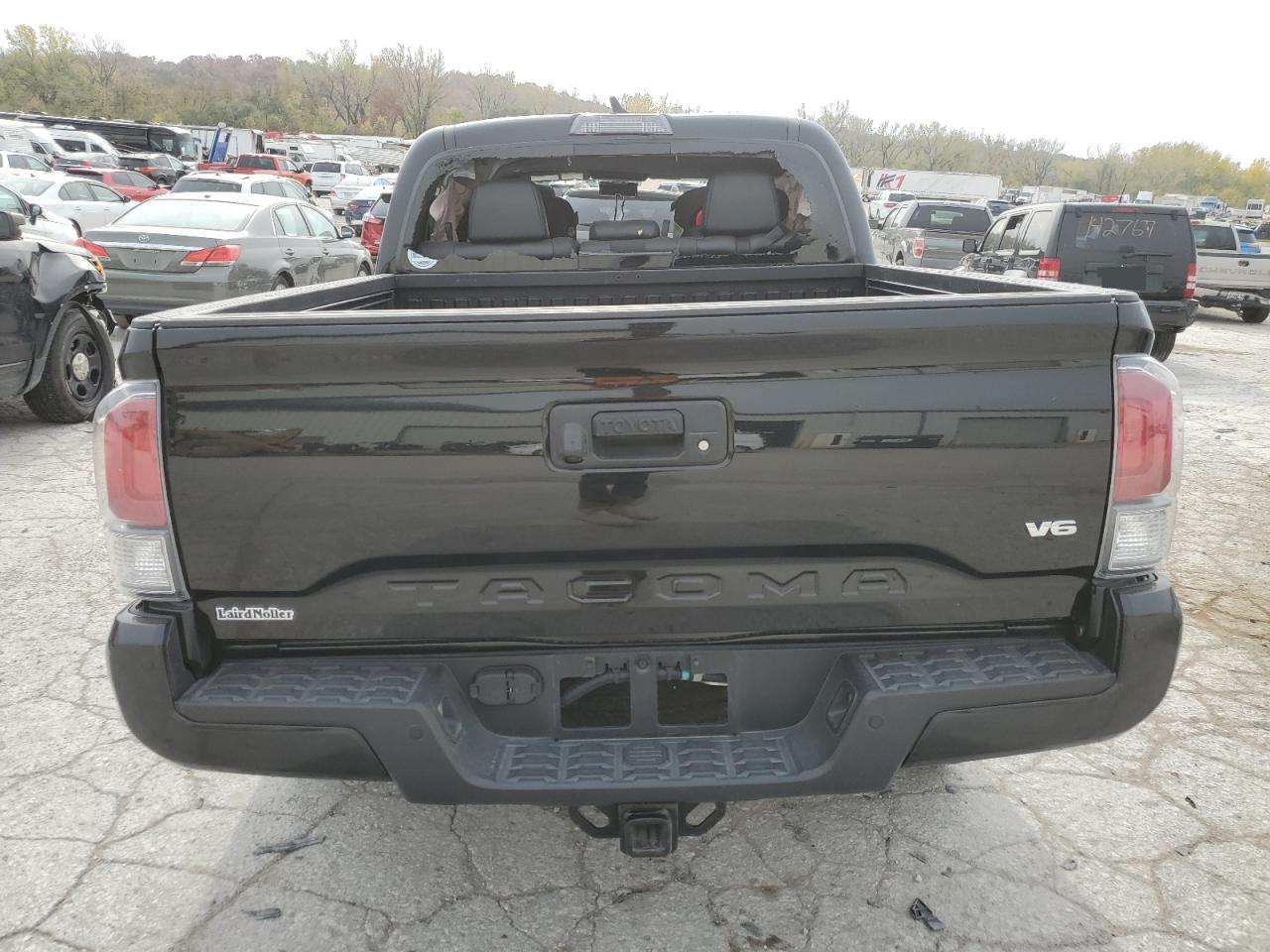 2020 Toyota Tacoma VIN 3TMCZ5AN0LM364012 Copart auction photo, all over damage thumbnail 6