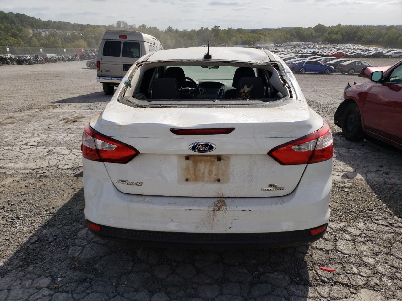 2014 Ford Focus VIN 1FADP3F28EL227813 Copart auction photo, rear end / top/roof damage thumbnail 6