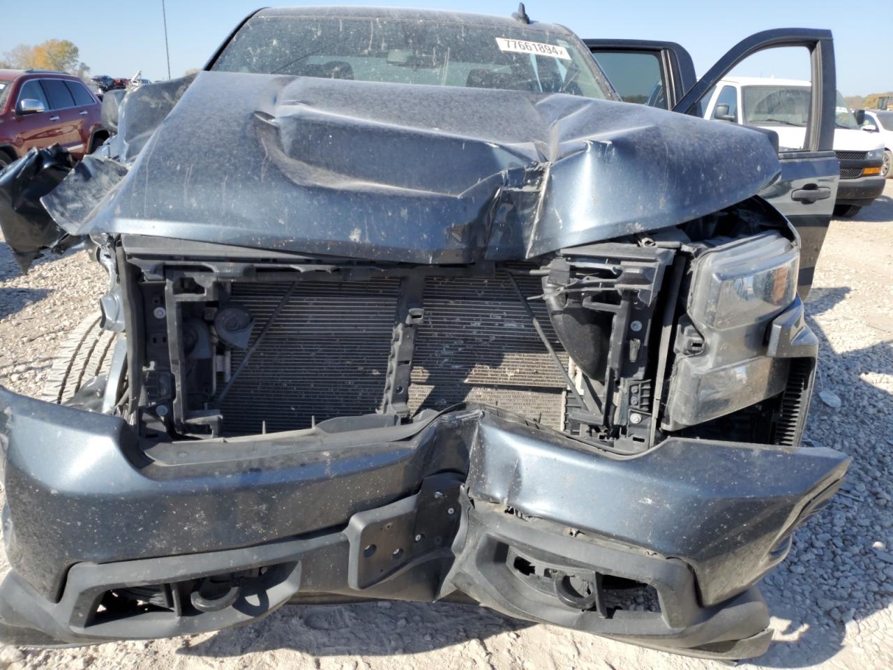2019 Chevrolet Silverado VIN 1GCRYBEF4KZ256780 Copart auction photo, all over / front end damage thumbnail 11