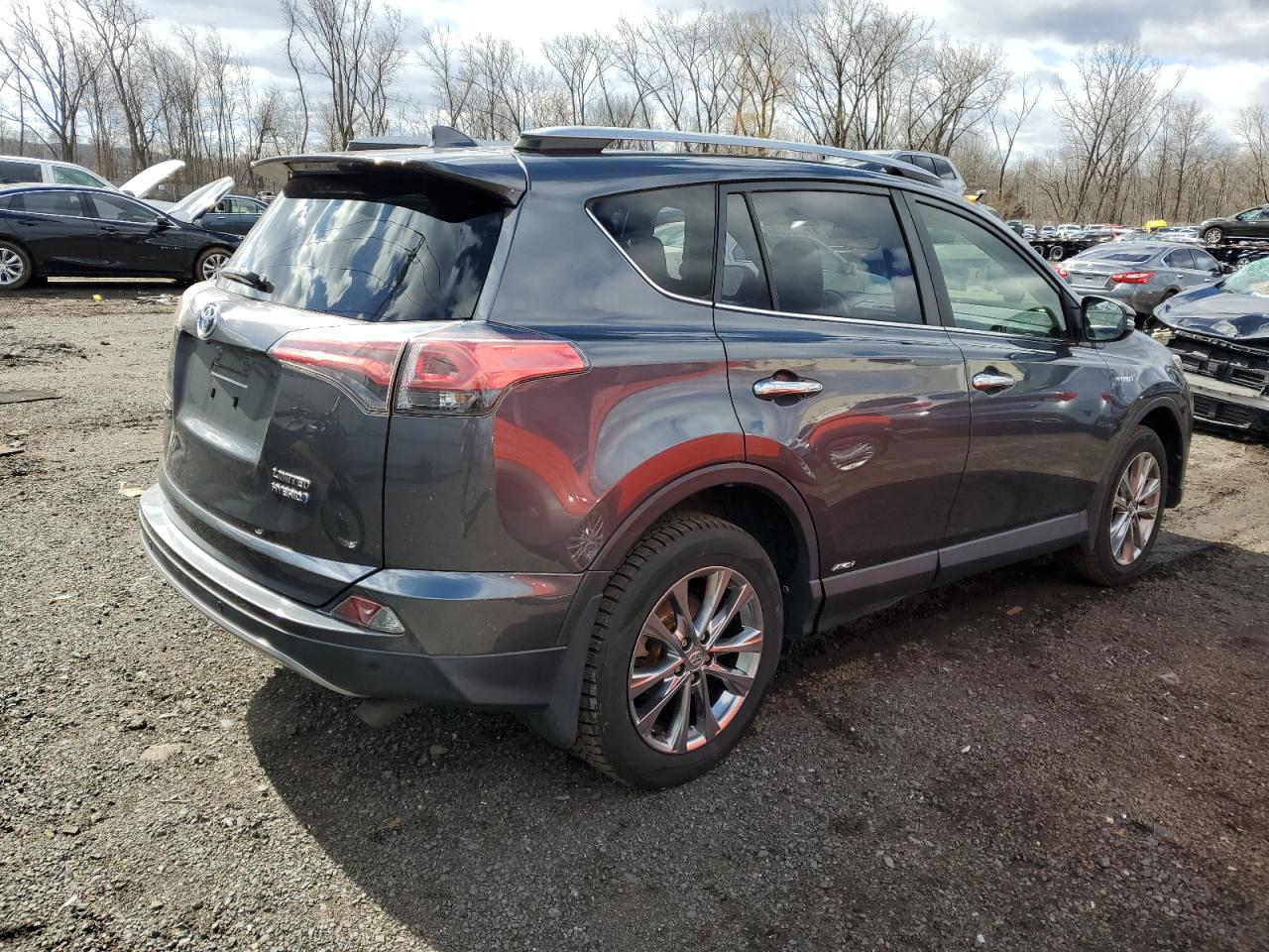 2018 Toyota RAV 4 VIN JTMDJREV4JD155197 Copart auction photo, minor dent/scratches damage thumbnail 3