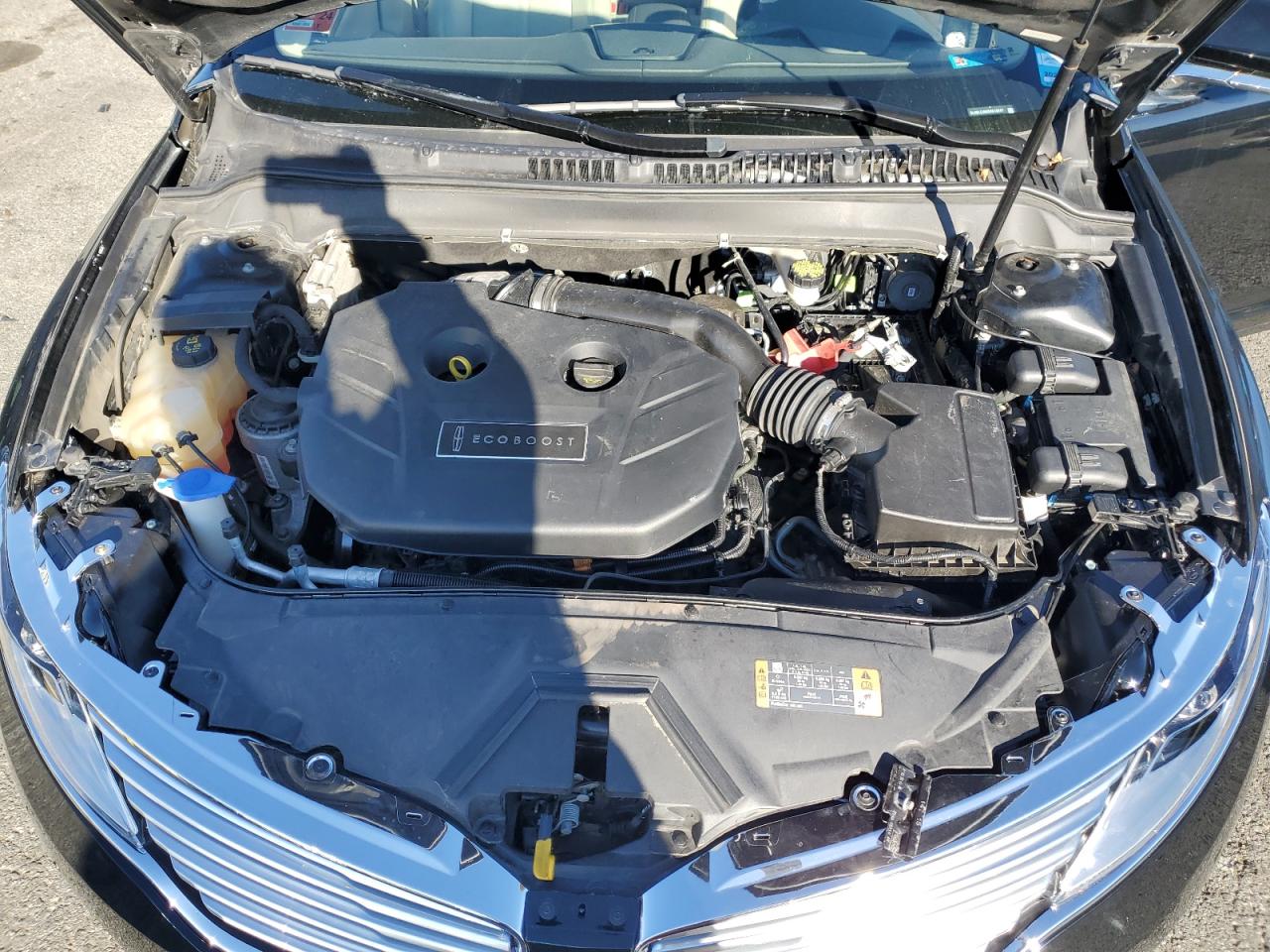 2016 Lincoln MKZ VIN 3LN6L2J93GR610247 Copart auction photo, minor dent/scratches damage thumbnail 11