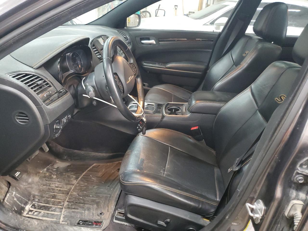 2017 Chrysler 300 VIN 2C3CCAGG1HH530115 Copart auction photo, front end / side damage thumbnail 7