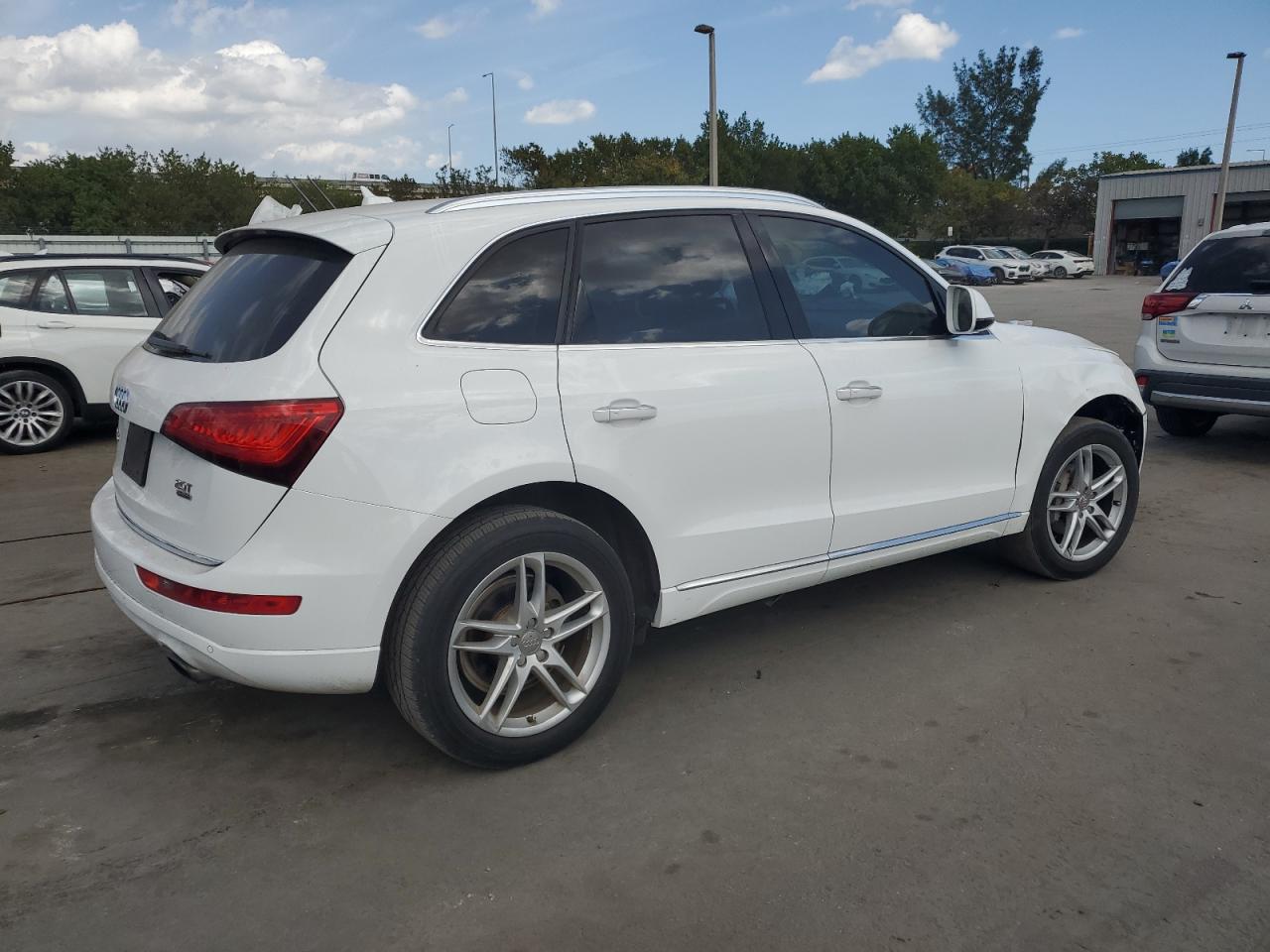 2015 Audi Q5 VIN WA1LFAFP5FA092144 Copart auction photo, front end damage thumbnail 3