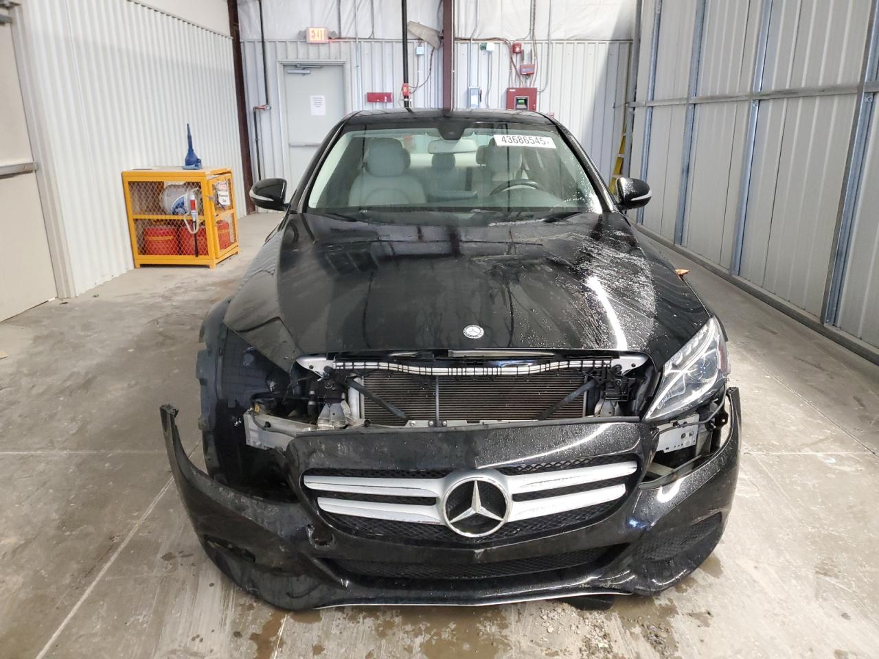 2015 Mercedes-Benz C-klasse VIN 55SWF4KB5FU012247 Copart auction photo, front end damage thumbnail 5