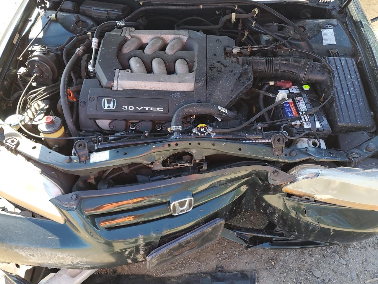 2001 Honda Accord VIN 1HGCG16521A058089 Copart auction photo, front end / minor dent/scratches damage thumbnail 12