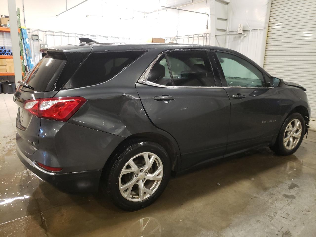 2020 Chevrolet Equinox VIN 3GNAXUEVXLL254423 Copart auction photo, front end / rear end damage thumbnail 3