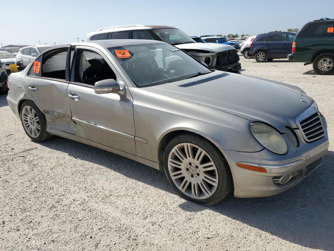 2007 Mercedes-Benz E-klasse VIN WDBUF56X57B094617 Copart auction photo, rear end / side damage thumbnail 4